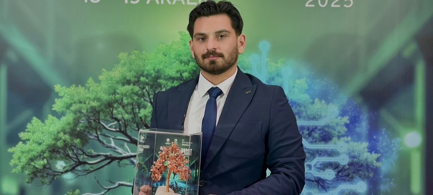 Burak Çetinkaya Ödül